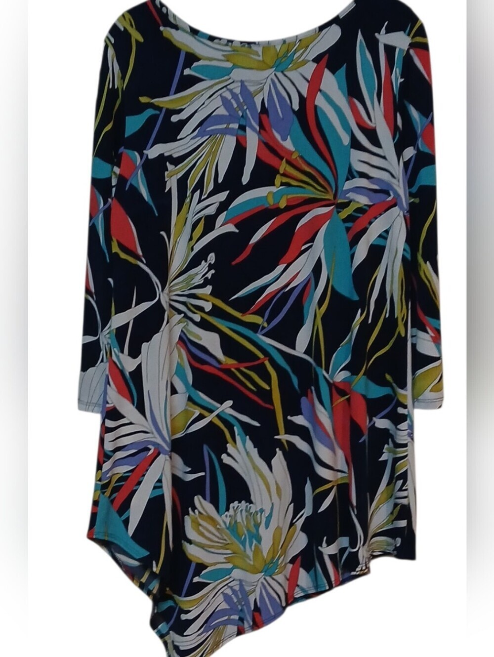 Clara Sun Woo -NWOT Asymmetrical Floral Tunic 3/4 Sleeve Scoop Neck, Size XS USA - Picture 8 of 10
